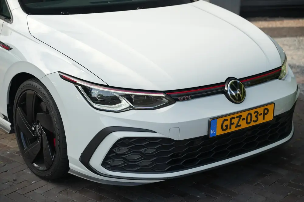 Volkswagen Golf 2.0 TSI GTI Panoramadak IQ Light Stuurverw. uit 2020, foto 10