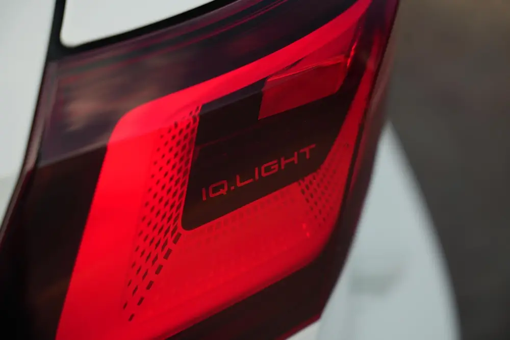 Volkswagen Golf 2.0 TSI GTI Panoramadak IQ Light Stuurverw. uit 2020, foto 15