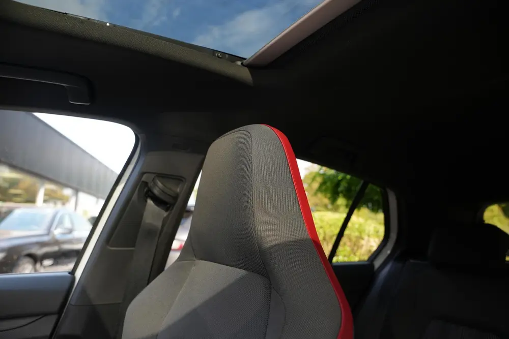 Volkswagen Golf 2.0 TSI GTI Panoramadak IQ Light Stuurverw. uit 2020, foto 4