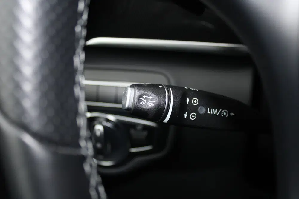 Mercedes-Benz V-Klasse 300d uit 2023, foto 20