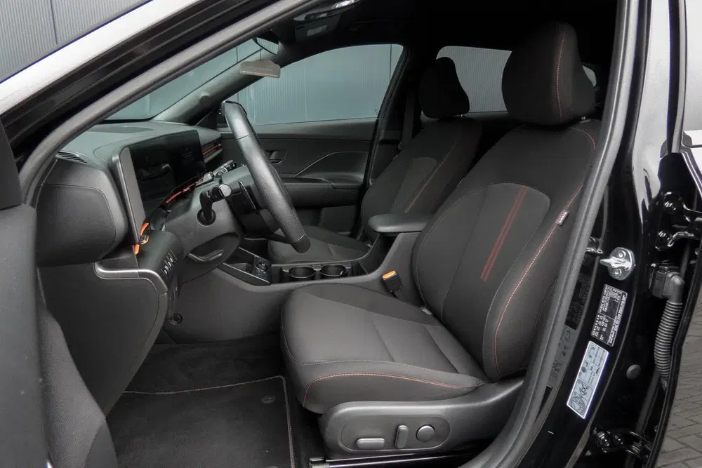 Hyundai KONA 1.6 GDI HEV Comfort Smart N-LINE uit 2024, foto 9