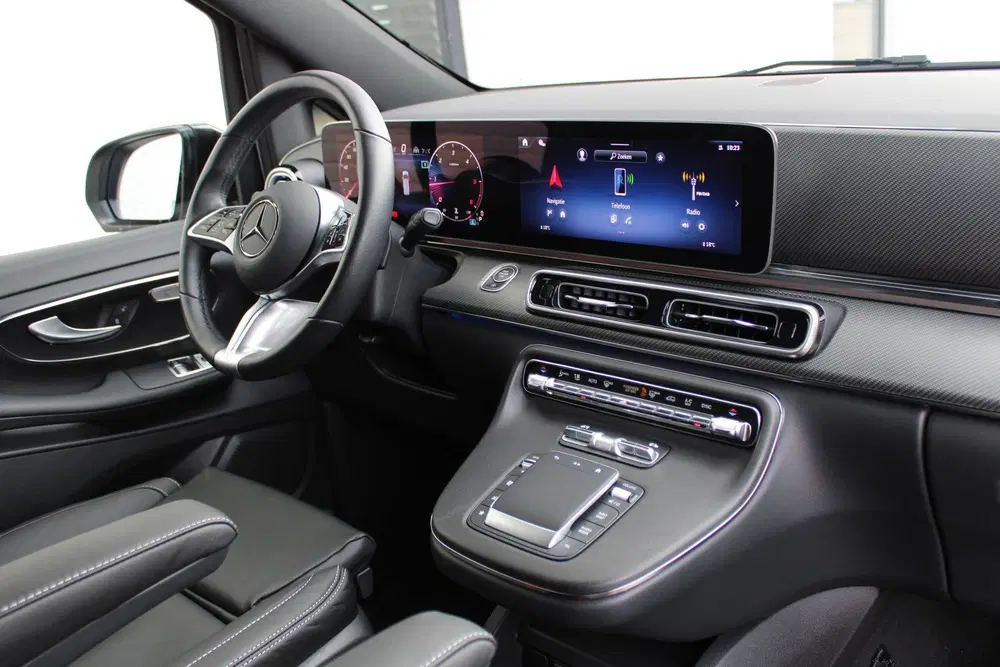 Mercedes-Benz V-Klasse 250d uit 2024, foto 4