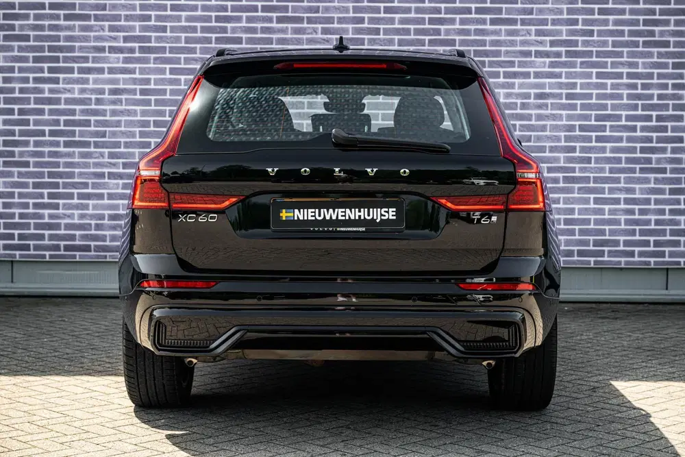 Volvo XC60 2.0 T6 Plug-in Hybrid AWD Ultra Dark uit 2026, foto 10