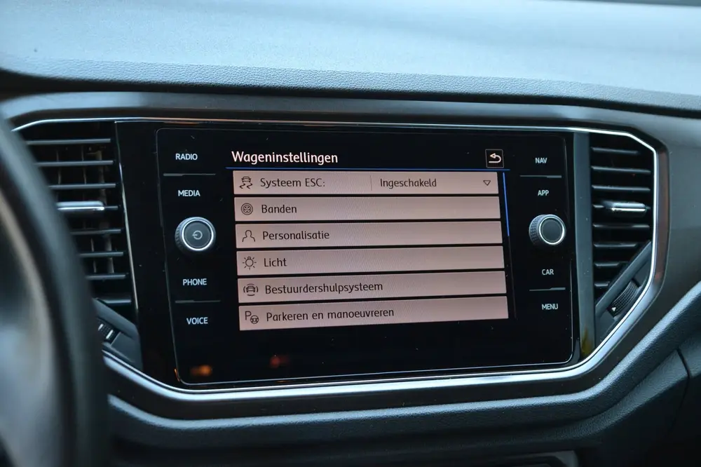 Volkswagen T-Roc 1.5 TSi 150 PK Style * Navigatie * Nette Au uit 2019, foto 15