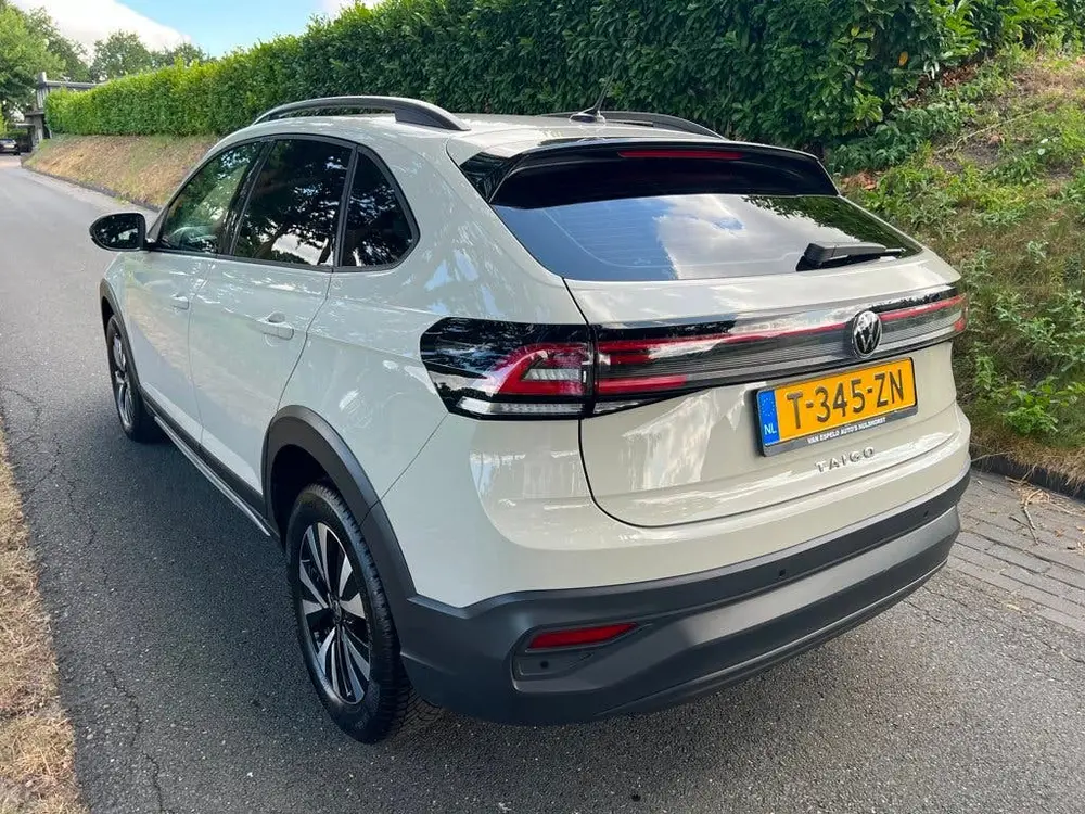 Volkswagen Taigo 1.0 TSI Life Automaat, Ned auto met NAP en uit 2023, foto 2