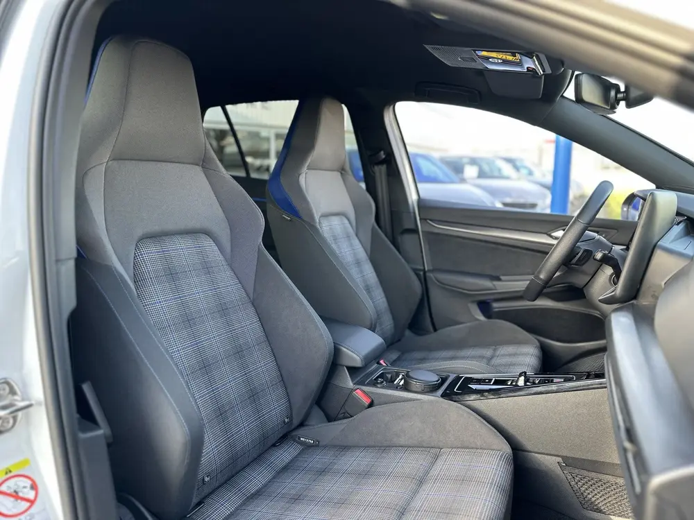 Volkswagen Golf 1.5 eHybrid GTE 272PK|IQ LIGHT|HEAD UP|360 C uit 2025, foto 9