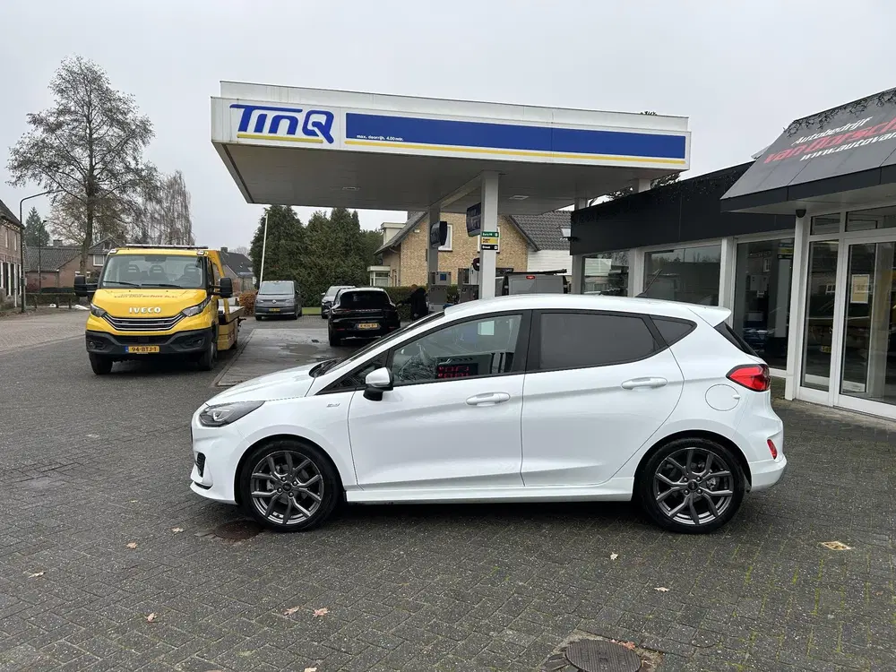 Ford Fiesta 1.0 EcoBoost Hybrid ST-Line uit 2022, foto 4