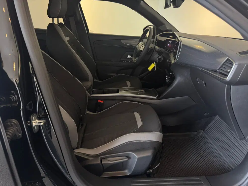 Opel Mokka 1.2 Turbo GS Black Pack (model 2025) uit 2025, foto 19