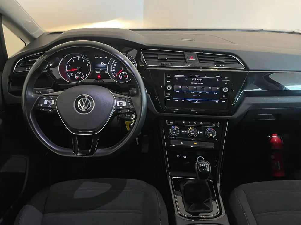 Volkswagen Touran 1.5 TSI Highline uit 2020, foto 5