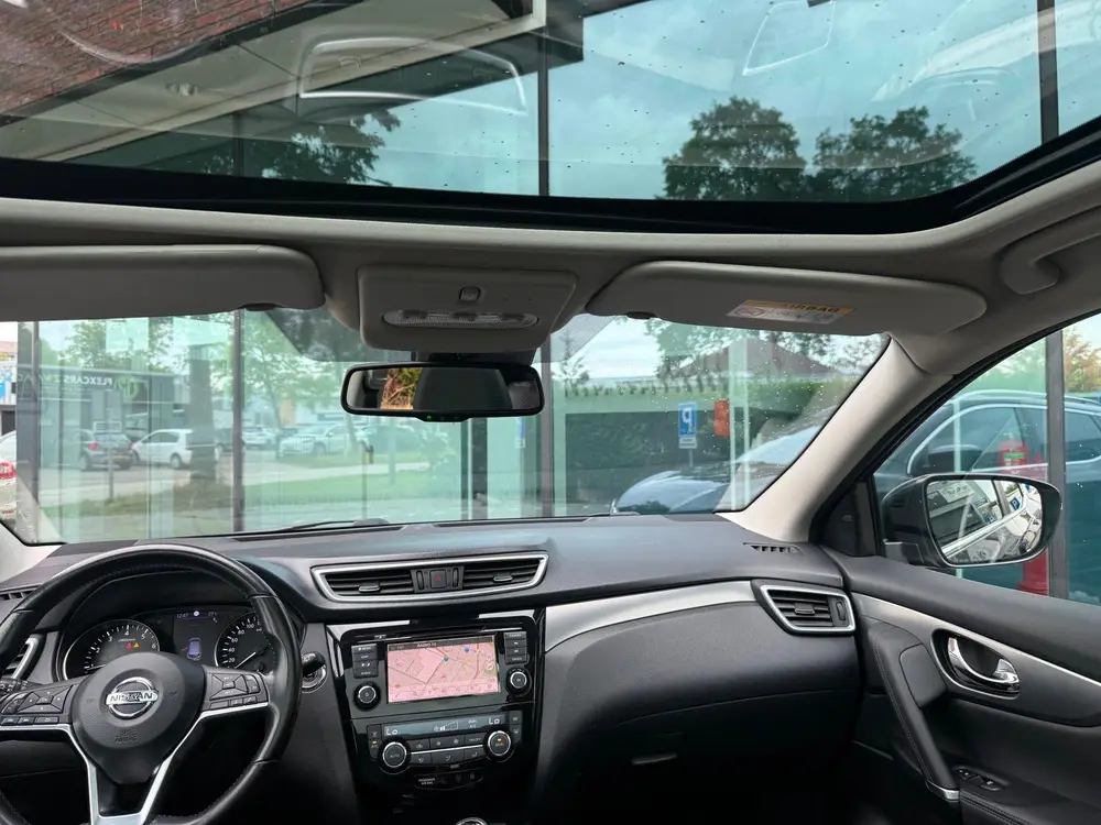Nissan Qashqai 1.3 DIG-T Tekna - Panodak - Navi - Climate uit 2019, foto 12