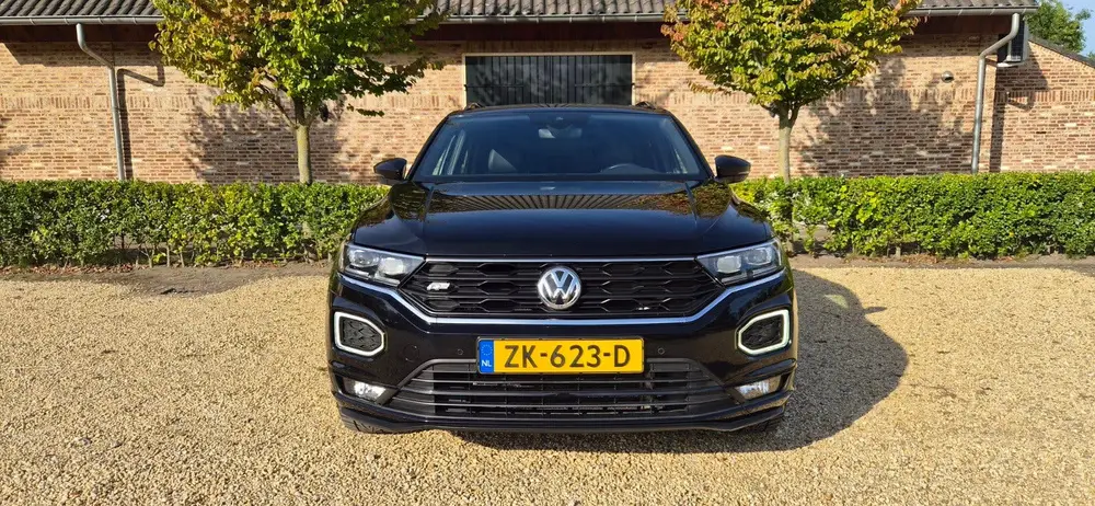 Volkswagen T-Roc Black-Line 2.0TSI 4Motion 2x R-line 7-DSG uit 2019, foto 3
