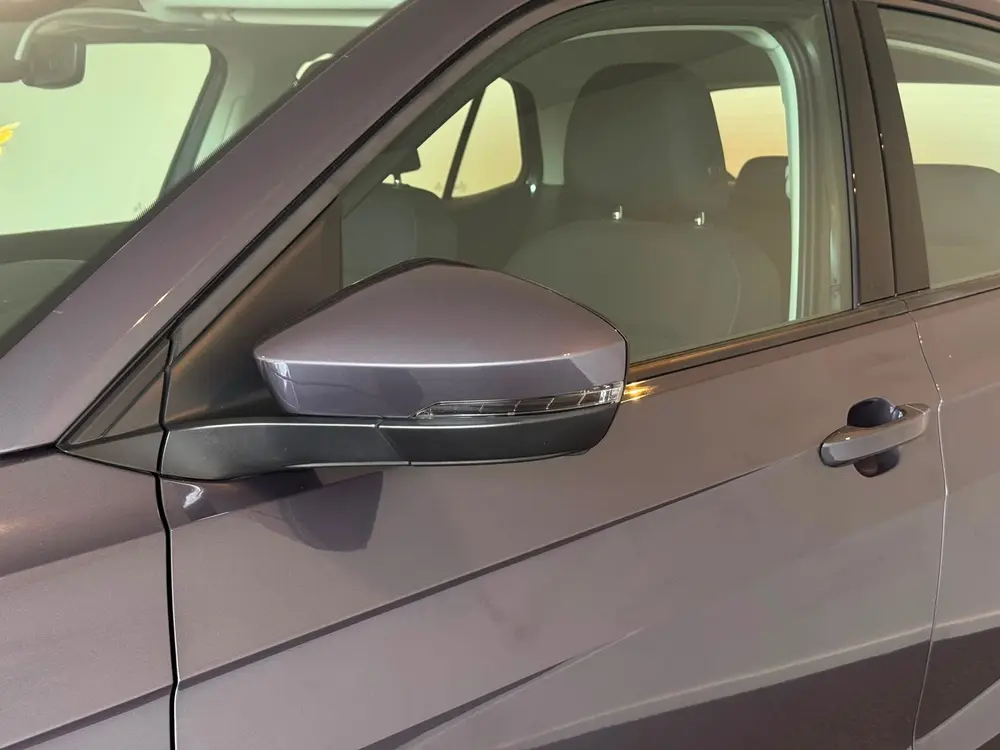Volkswagen T-Cross 1.0 TSI Life uit 2023, foto 7