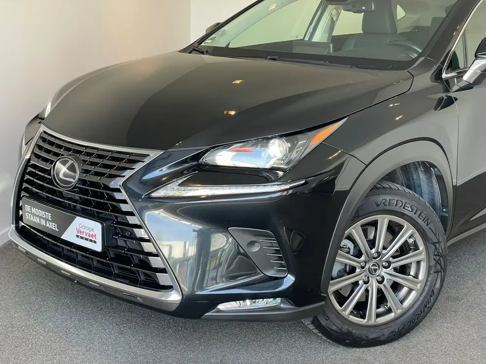 Lexus NX 300h AWD Business Line uit 2020, foto 6