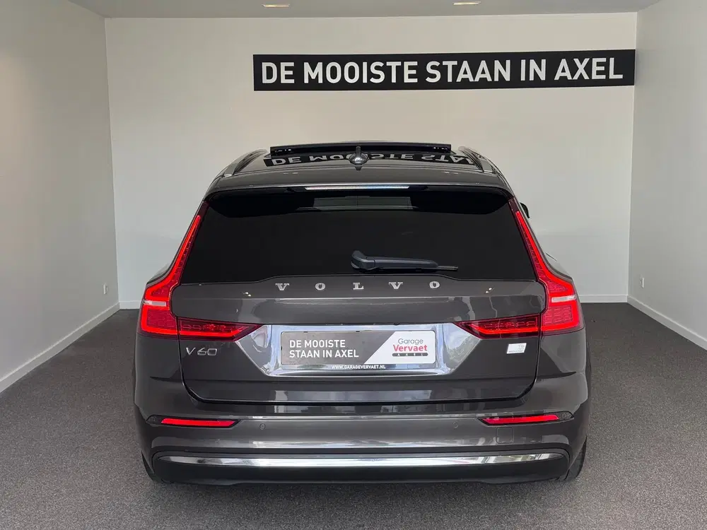 Volvo V60 2.0 T6 Recharge AWD Inscription Expression uit 2022, foto 14