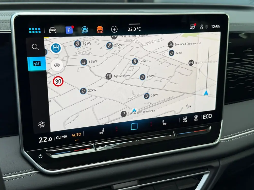 Volkswagen Tiguan 1.5 eHybrid Elegance 204pk | Trekhaak | 36 uit 2025, foto 15