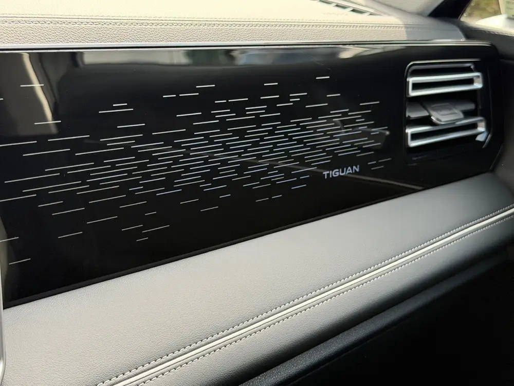 Volkswagen Tiguan 1.5 eHybrid Elegance 204pk | Trekhaak | 36 uit 2025, foto 19