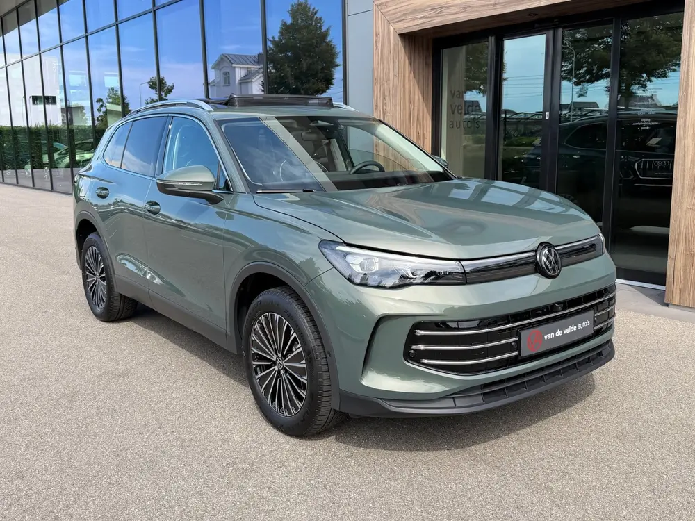 Volkswagen Tiguan 1.5 eHybrid Elegance 204pk | Trekhaak | 36 uit 2025, foto 3