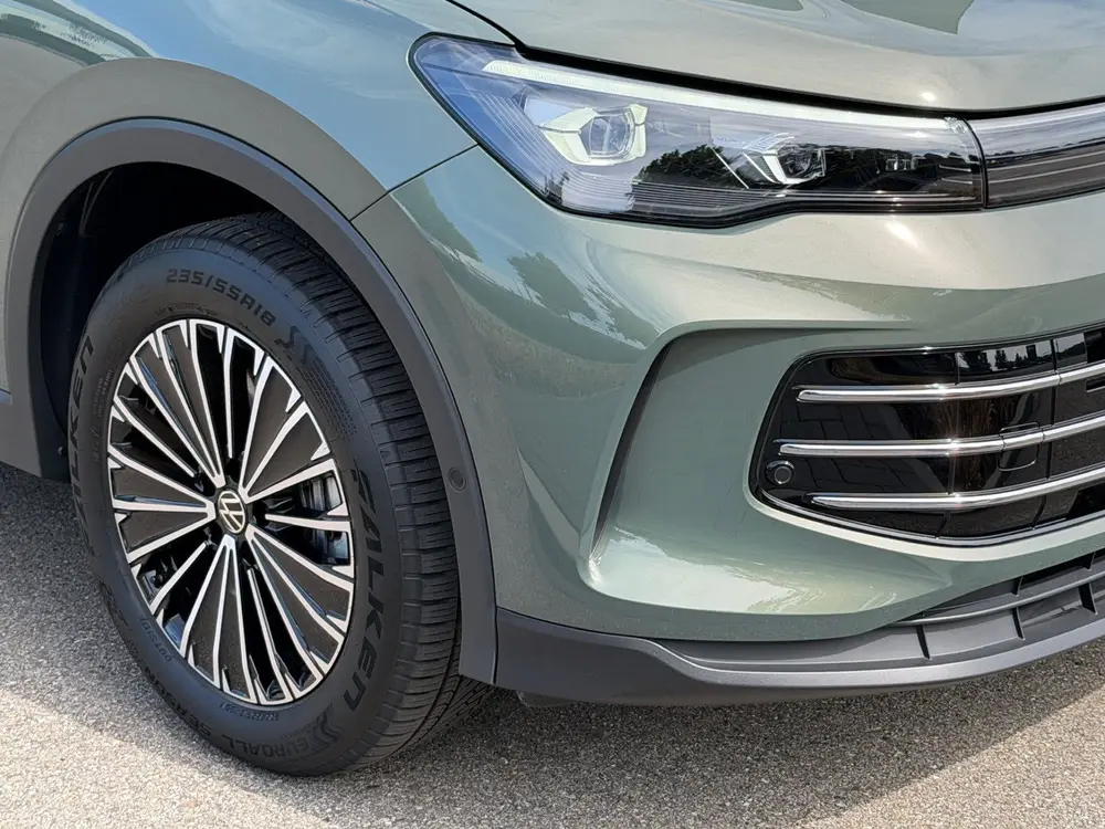 Volkswagen Tiguan 1.5 eHybrid Elegance 204pk | Trekhaak | 36 uit 2025, foto 5
