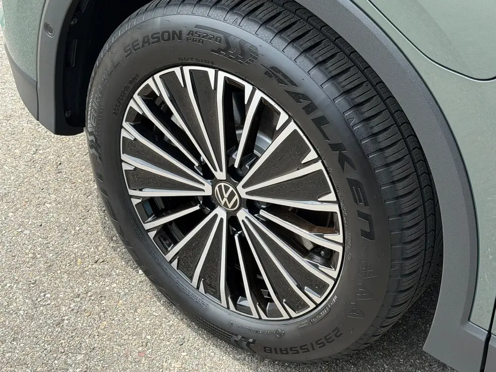 Volkswagen Tiguan 1.5 eHybrid Elegance 204pk | Trekhaak | 36 uit 2025, foto 6