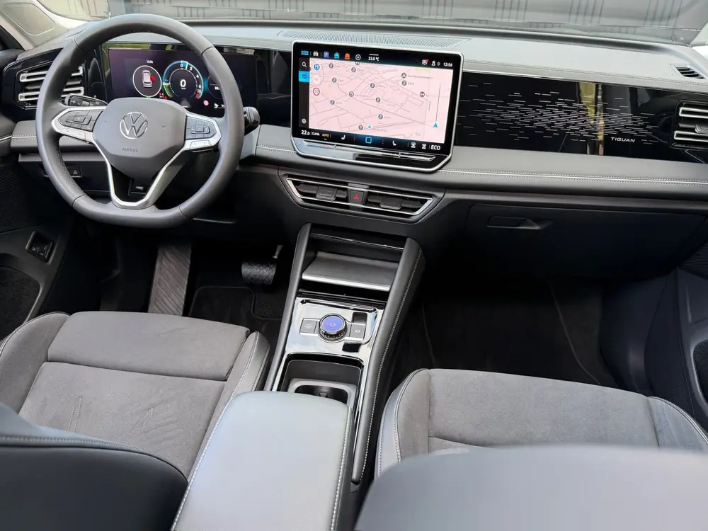 Volkswagen Tiguan 1.5 eHybrid Elegance 204pk | Trekhaak | 36 uit 2025, foto 9