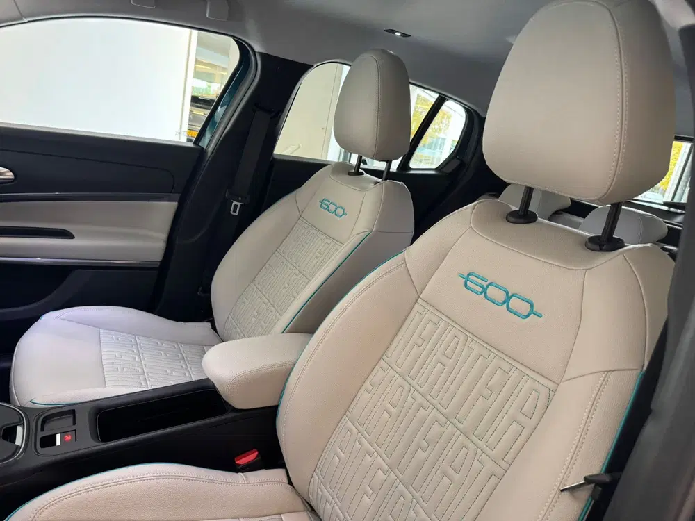 Fiat 600 1.2 Hybrid La Prima uit 2024, foto 15