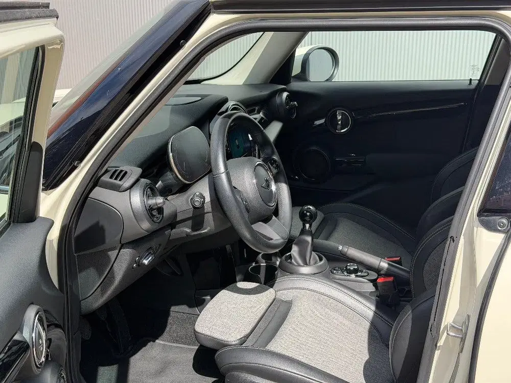 Mini Cooper Cooper 2021 Business 1.5 uit 2021, foto 3