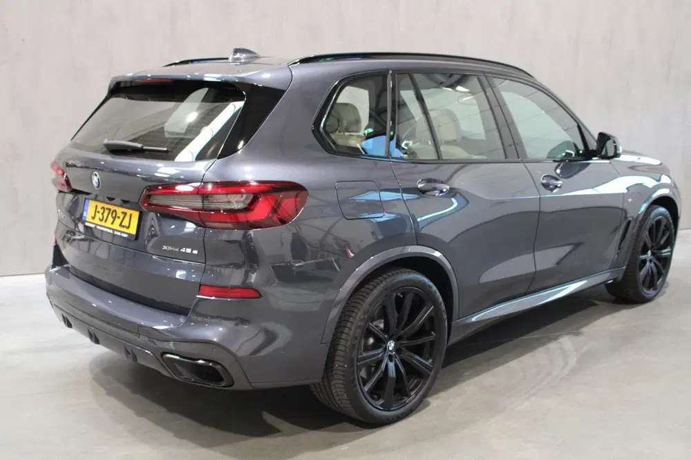 BMW X5 XDrive45e High Executive M-Sport uit 2020, foto 14