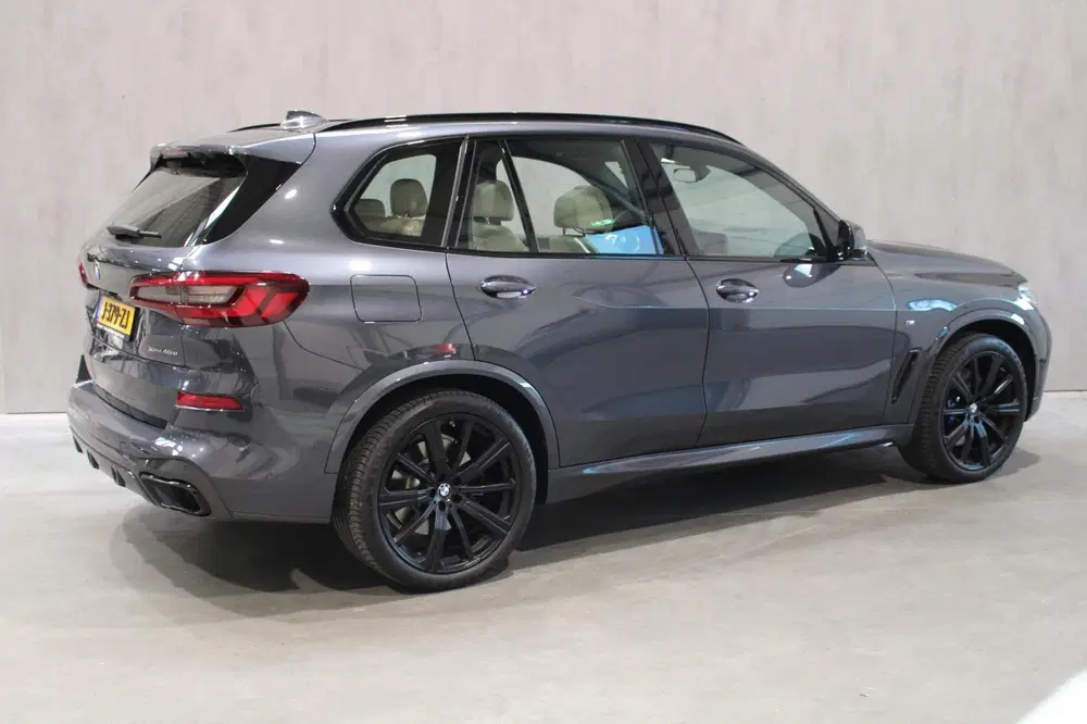BMW X5 XDrive45e High Executive M-Sport uit 2020, foto 3