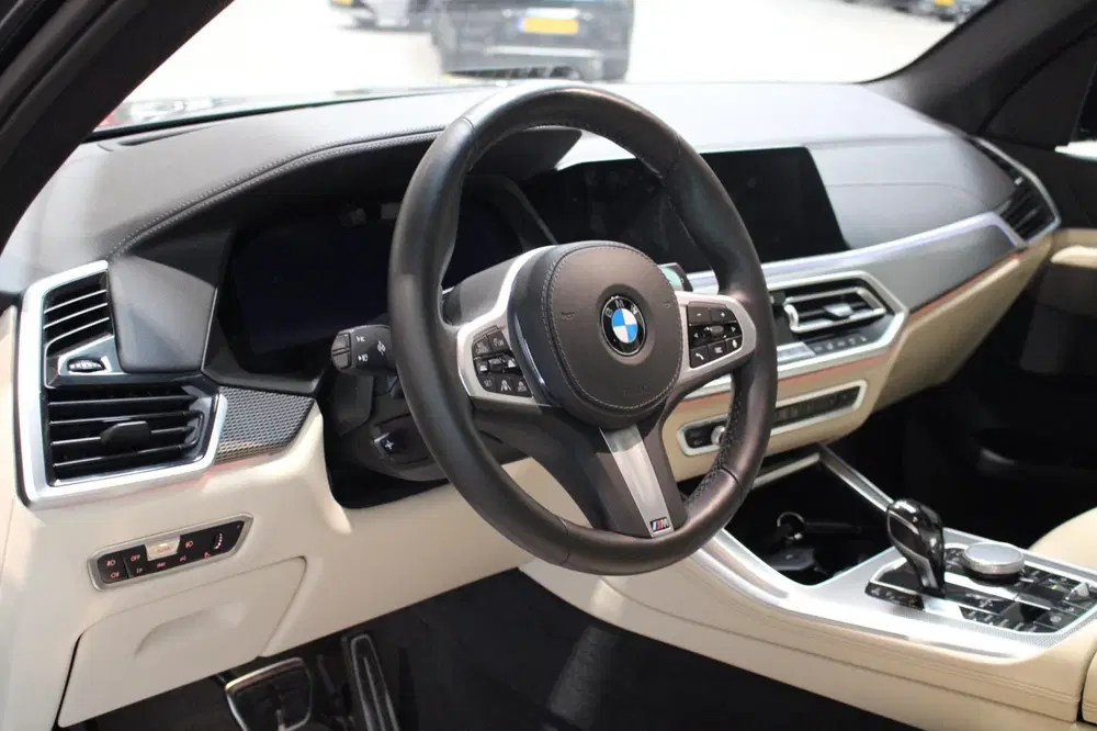BMW X5 XDrive45e High Executive M-Sport uit 2020, foto 5