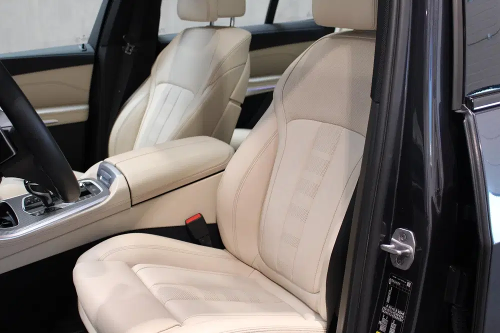 BMW X5 XDrive45e High Executive M-Sport uit 2020, foto 6