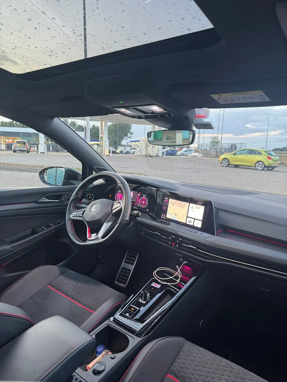 Volkswagen Golf 8 GTI Clubsport uit 2023, foto 14