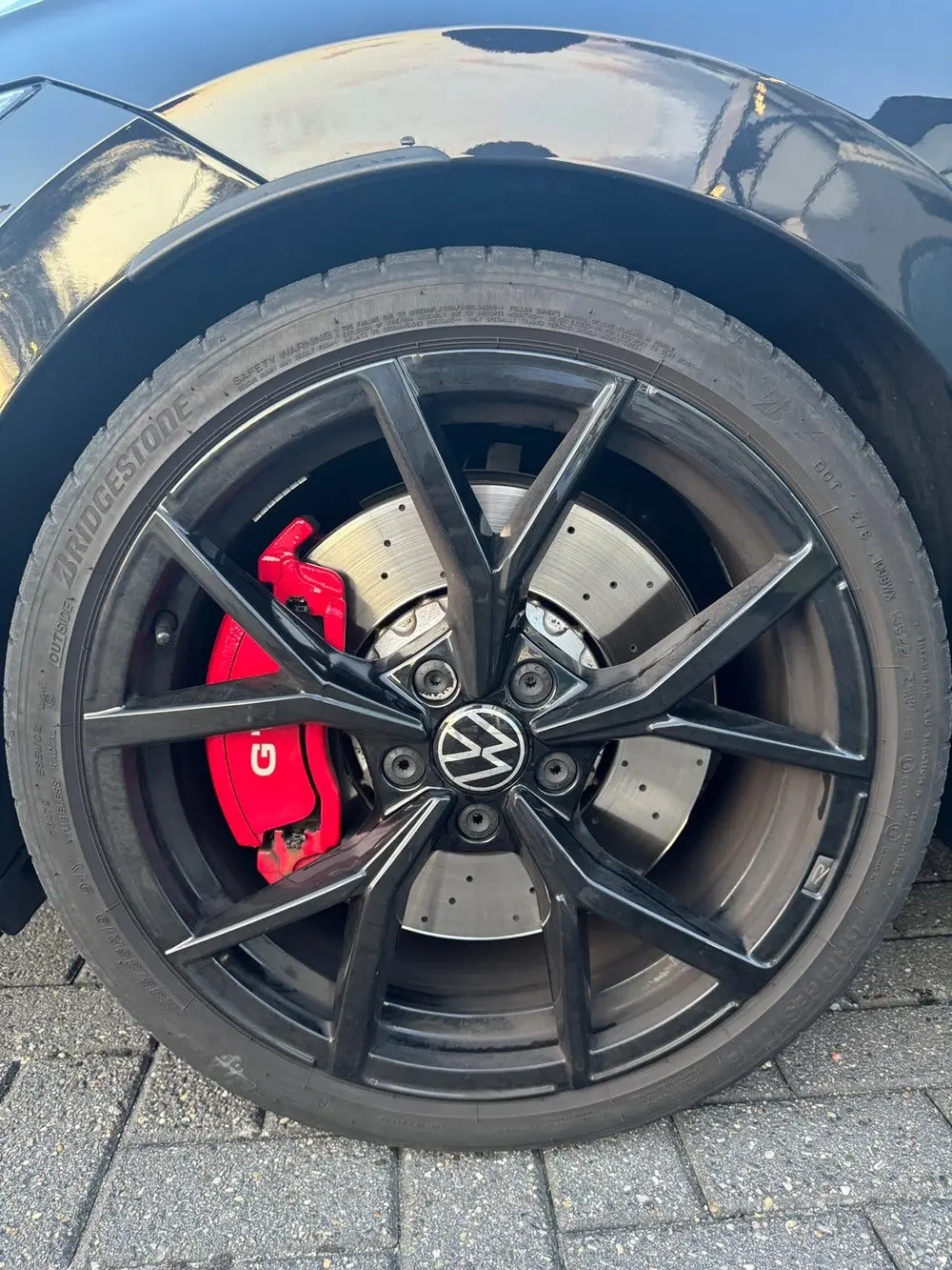 Volkswagen Golf 8 GTI Clubsport uit 2023, foto 5