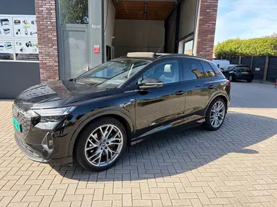 Audi Q4 e-tron S edition 82 kWh PANO uit 2021