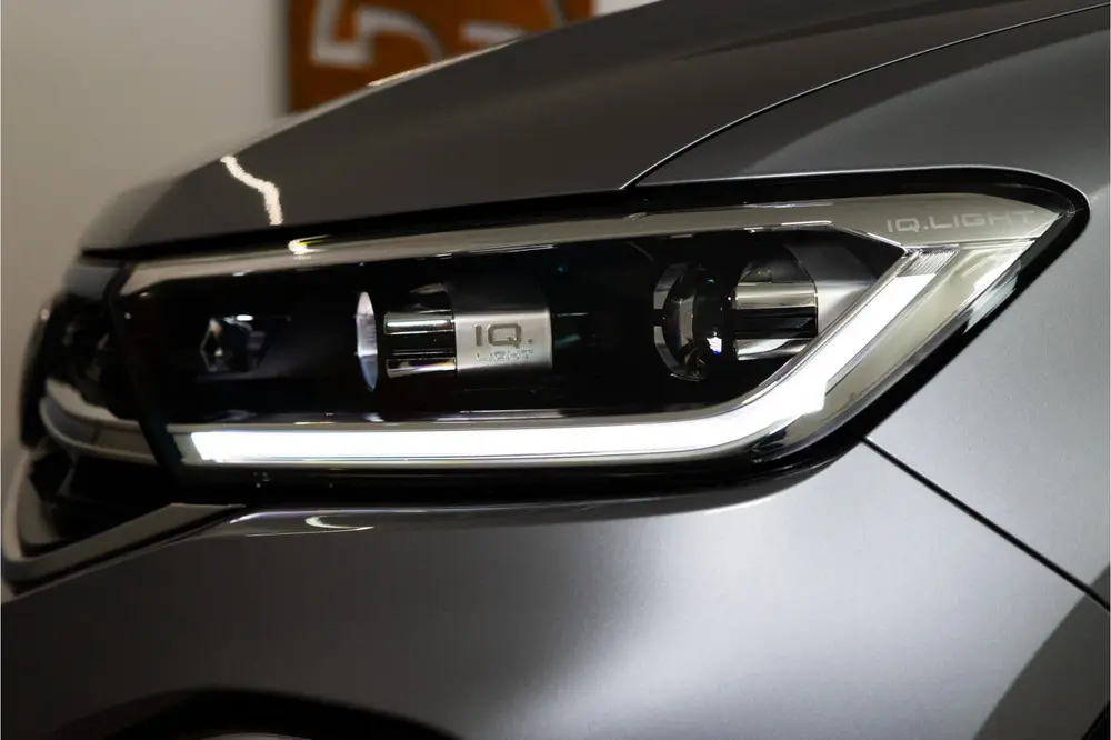 Volkswagen T-Roc 1.5 TSI Style 150PK Facelift | Pano | LED | uit 2022, foto 10