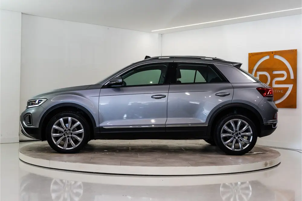 Volkswagen T-Roc 1.5 TSI Style 150PK Facelift | Pano | LED | uit 2022, foto 2