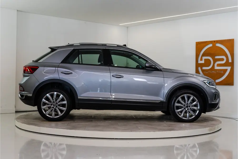 Volkswagen T-Roc 1.5 TSI Style 150PK Facelift | Pano | LED | uit 2022, foto 5
