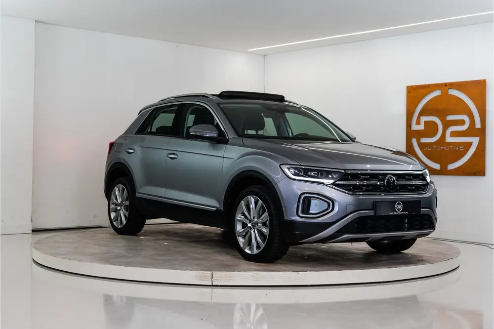 Volkswagen T-Roc 1.5 TSI Style 150PK Facelift | Pano | LED | uit 2022, foto 6