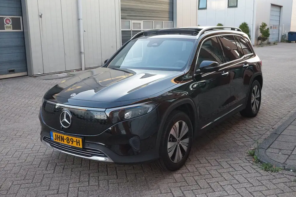 Mercedes-Benz EQB 350 4MATIC 67 kWh PANO 360 FACELIFT uit 2024, foto 6