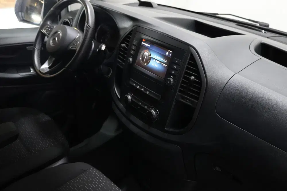 Mercedes-Benz Vito 116 CDI Lang uit 2023, foto 3
