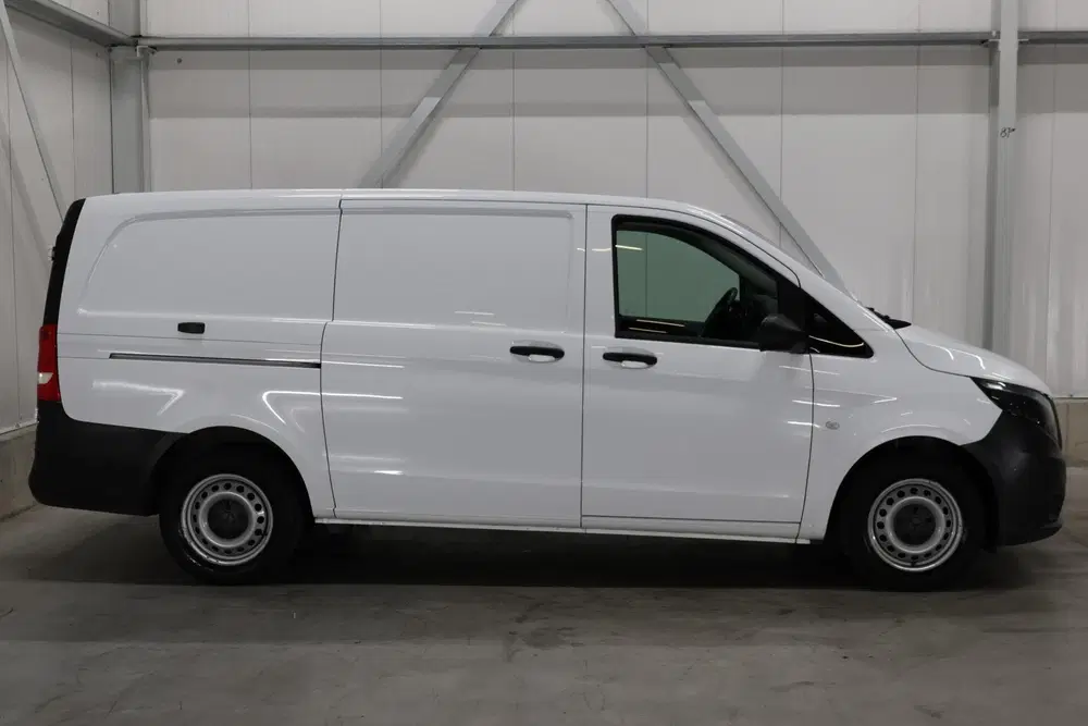 Mercedes-Benz Vito 116 CDI Lang uit 2023, foto 7