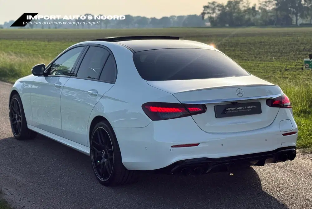 Mercedes-Benz E-Klasse 300 e 4MATIC AMG Line uit 2020, foto 5