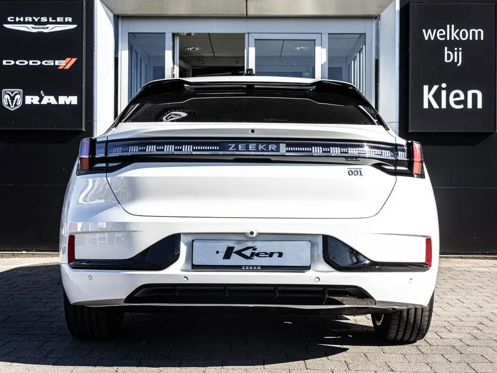 Zeekr 001 RWD Long Range 100 kWh 620 km actieradius | 10-80% uit 2026, foto 18