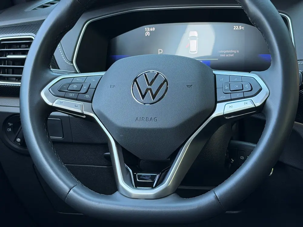Volkswagen T-Cross 1.5 TSI 150pk DSG R-Line | Camera | Trekh uit 2025, foto 9