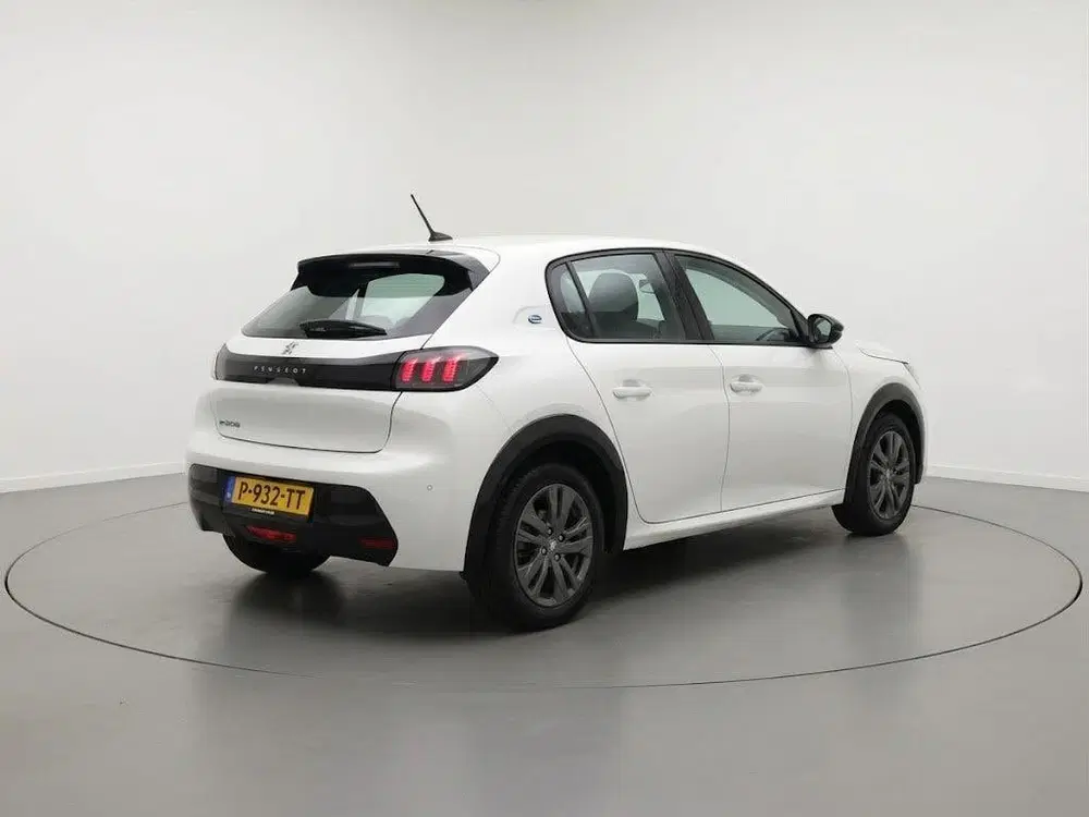 Peugeot 208 Active Pck 50 kWh uit 2022, foto 5