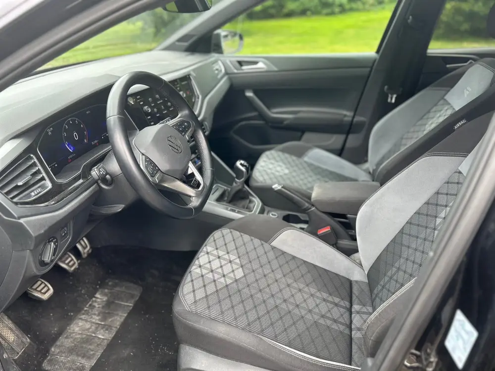 Volkswagen Polo 1.0 TSI 95pk 2x R LINE 2023 Zwart uit 2023, foto 17