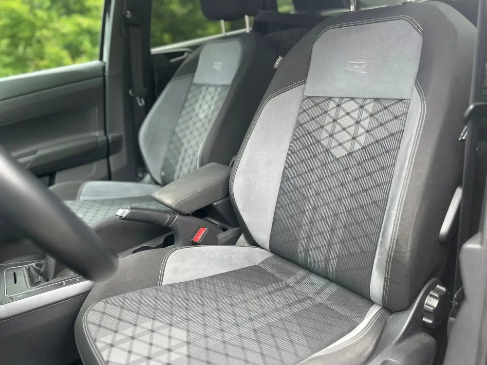 Volkswagen Polo 1.0 TSI 95pk 2x R LINE 2023 Zwart uit 2023, foto 20