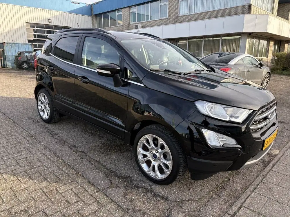 Ford EcoSport 1.0 EcoBoost Titanium (bj 2022) uit 2022, foto 8