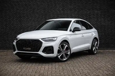Audi Q5 55 TFSI e S edition Competition Ruitleder uit 2022