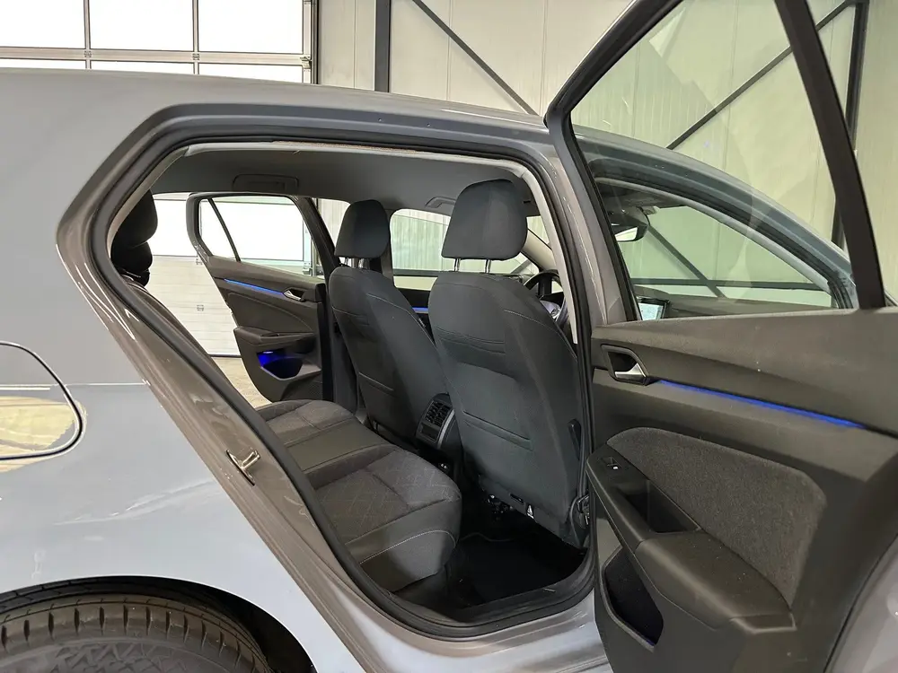 Volkswagen Golf 1.0 eTSI DSG | Life 5-Drs | Navi | Carplay | uit 2023, foto 5