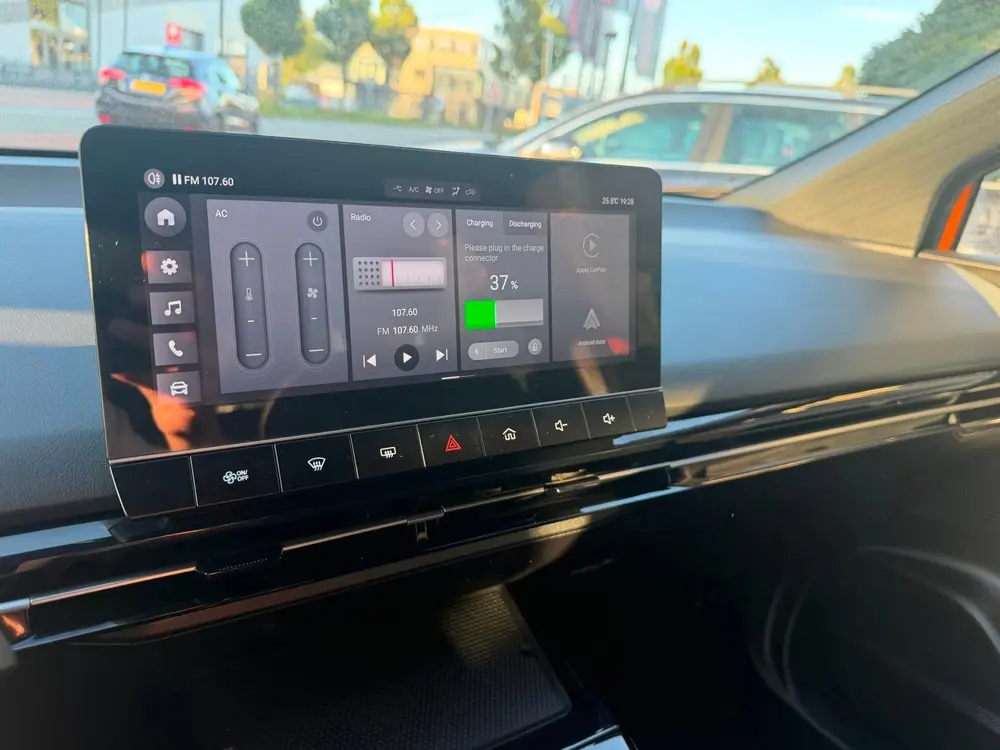 MG MG4 Standard 51 kWh AUT uit 2023, foto 19